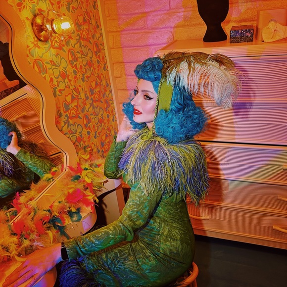 Meet your Posher, Shelley - Picture 6 of 8